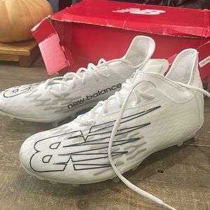 Almost brand new New Balance Burn XL W3 cleats